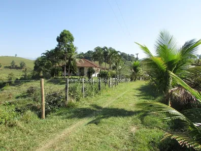 Fazenda / Sítio / Chácara com 3 Quartos à venda, 750200m² no Maraporã, Cachoeiras de Macacu