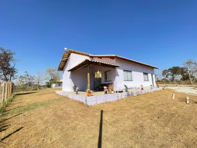 Fazenda / Sítio / Chácara com 4 Quartos à venda, 1000m² no , Esmeraldas