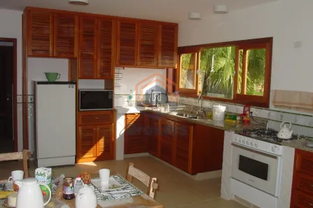 Casa de Condomínio com 5 Quartos para venda ou aluguel, 400m² no Ubatuba, Ubatuba