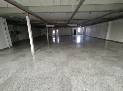 Prédio Inteiro para venda ou aluguel, 1900m² no Centro, Duque de Caxias