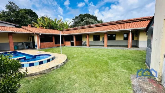 Fazenda / Sítio / Chácara com 3 Quartos à venda, 1100m² no , Mairinque