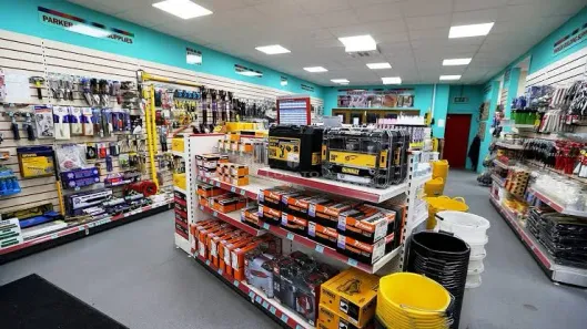 Loja / Salão / Ponto Comercial à venda, 103m² no Progresso, Juiz de Fora