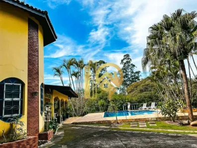 Fazenda / Sítio / Chácara com 3 Quartos à venda, 305m² no Condomínio Lagoinha, Jacareí