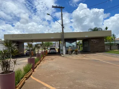 Casa de Condomínio com 2 Quartos para venda ou aluguel, 98m² no Jardim Decolores, Trindade
