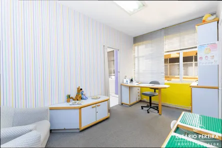 Andar / Laje corporativa com 7 Quartos à venda, 191m² no Centro, Curitiba
