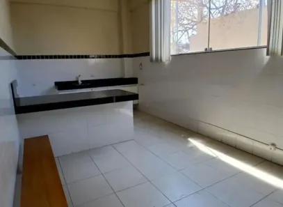 Galpão / Depósito / Armazém com 2 Quartos para alugar, 750m² no Jardim Califórnia, Jacareí