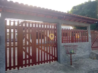 Casa com 2 Quartos para alugar, 222m² no Nova Esperança, Rio das Ostras