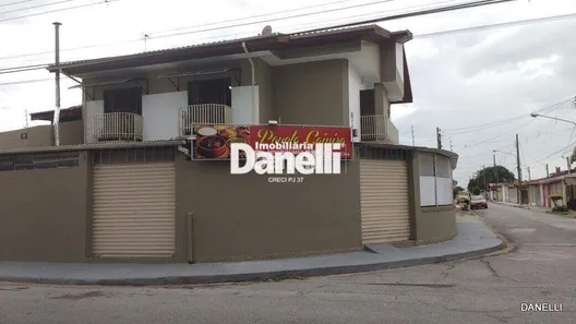 Loja / Salão / Ponto Comercial com 3 Quartos à venda, 300m² no Flor do Vale, Tremembé