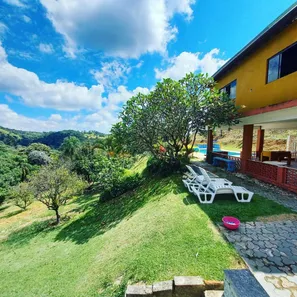 Fazenda / Sítio / Chácara com 4 Quartos à venda, 4500m² no Centro, Mairinque