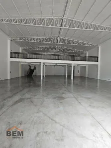 Galpão / Depósito / Armazém para alugar, 633m² no Rio Pequeno, Camboriú