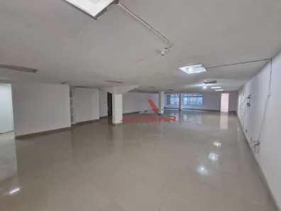 Loja / Salão / Ponto Comercial à venda, 180m² no Aterrado, Volta Redonda