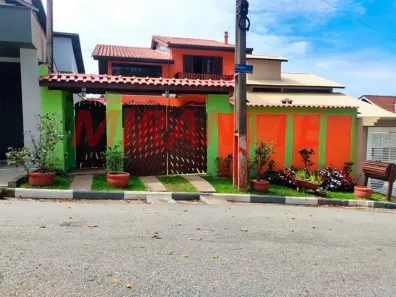 Sobrado com 3 Quartos à venda, 187m² no Samambaia, Mairiporã