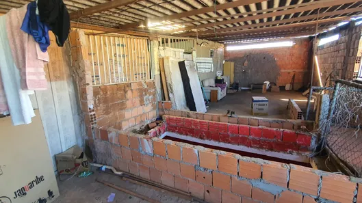 Prédio Inteiro com 5 Quartos à venda, 128m² no Jardim Roriz, Brasília
