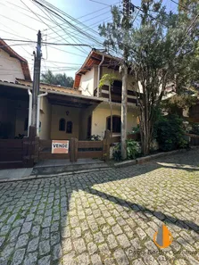 Casa com 2 Quartos para venda ou aluguel, 1210859m² no Centro, Maricá