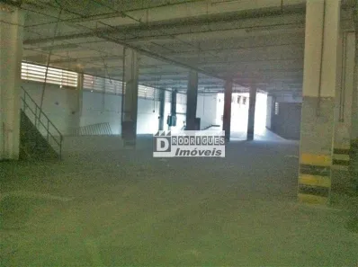 Galpão / Depósito / Armazém para alugar, 1000m² no Centro, Diadema