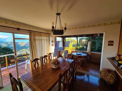 Casa de Condomínio com 5 Quartos para venda ou aluguel, 295m² no J Elizabete, Campos do Jordão