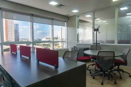 Conjunto Comercial / Sala para alugar, 240m² no Vila São José, São José do Rio Preto