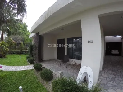 Casa com 3 Quartos para alugar, 208m² no Centro, Criciúma