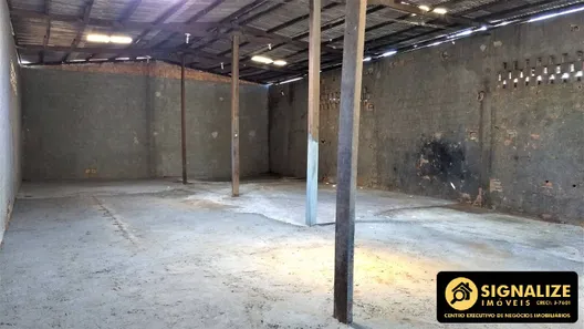 Galpão / Depósito / Armazém para alugar, 400m² no Jardim Peró, Cabo Frio