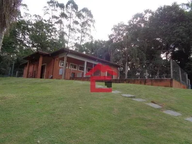 Fazenda / Sítio / Chácara com 4 Quartos à venda, 686m² no Jardim dos Ipês, Embu das Artes