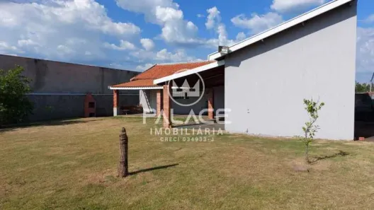 Fazenda / Sítio / Chácara com 2 Quartos à venda, 1200m² no Centro, Laranjal Paulista