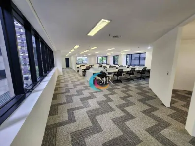 Conjunto Comercial / Sala para alugar, 223m² no Cidade Monções, São Paulo