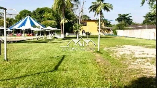 Fazenda / Sítio / Chácara com 4 Quartos à venda, 480m² no Chácaras Arcampo, Duque de Caxias