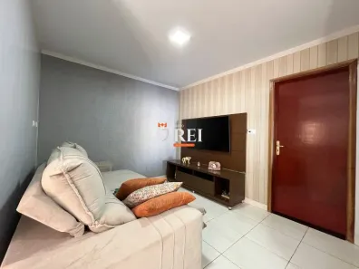 Sobrado com 3 Quartos à venda, 200m² no Setor Dona Gercina, Rio Verde