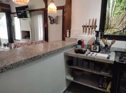 Casa de Condomínio com 3 Quartos para alugar, 165m² no Barra do Sahy, São Sebastião