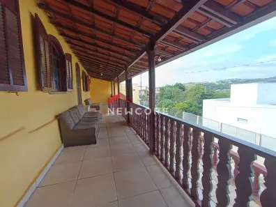 Casa com 3 Quartos à venda, 270m² no Caeté, Caeté