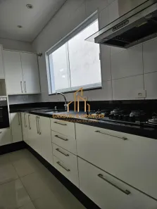 Sobrado com 4 Quartos para alugar, 215m² no Cidade Parquelandia, Mogi das Cruzes