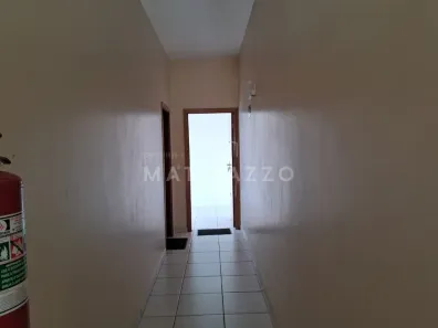 Conjunto Comercial / Sala para alugar, 48m² no Vila Santa Rosália, Limeira