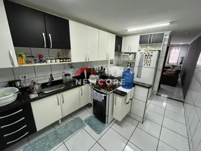 Sobrado com 2 Quartos à venda, 162m² no Vila Caraguata, Cubatão