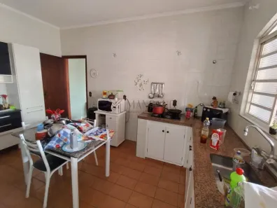 Casa com 2 Quartos à venda, 258m² no Vila Ipiranga, Bauru