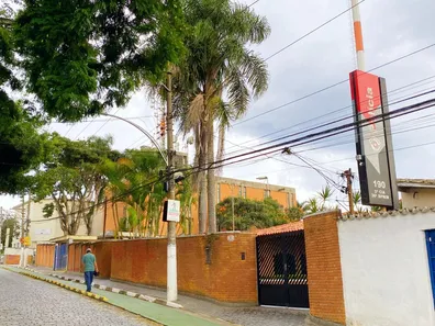 Casa com 4 Quartos à venda, 350m² no Centro, Embu das Artes