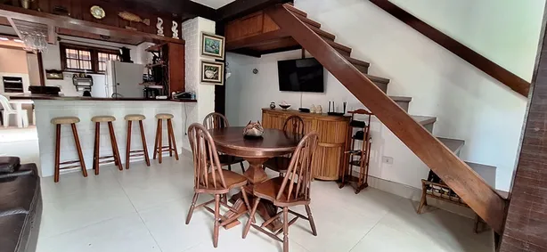 Casa de Condomínio com 2 Quartos para alugar, 75m² no Manguinhos, Armação dos Búzios