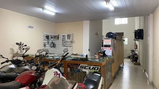 Loja / Salão / Ponto Comercial com 1 Quarto à venda, 196m² no Santo Antônio, Viçosa