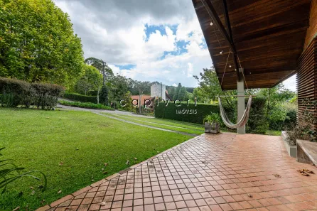 Casa de Condomínio com 3 Quartos à venda, 223m² no Vale Encantado, Campos do Jordão