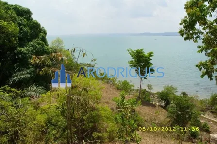 Terreno / Lote / Condomínio à venda, 332707000m² no , São Francisco do Conde