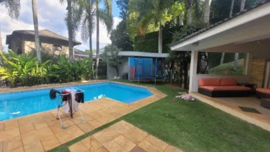 Sobrado com 5 Quartos para alugar, 666m² no Altos de São Fernando, Jandira