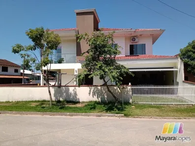 Sobrado com 3 Quartos à venda, 180m² no Do Ubatuba, São Francisco do Sul