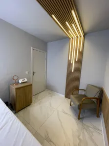 Loja / Salão / Ponto Comercial para alugar, 25m² no Jardim Social, Curitiba