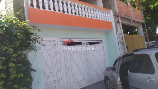 Sobrado com 4 Quartos à venda, 300m² no Centro, Embu-Guaçu
