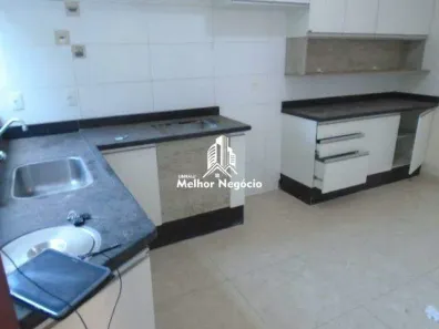 Sobrado com 3 Quartos à venda, 270m² no Parque Residencial Jaguari, Americana