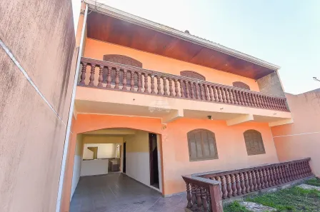 Sobrado com 4 Quartos à venda, 180m² no Loteamento Vila Verde, Campo Largo