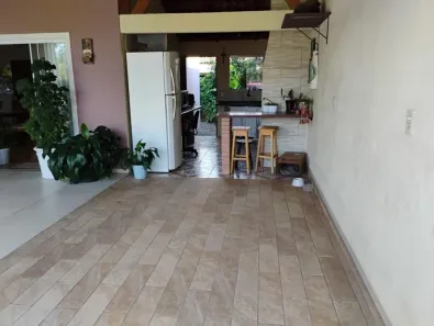 Casa com 2 Quartos à venda, 90m² no Praia do Ervino, São Francisco do Sul