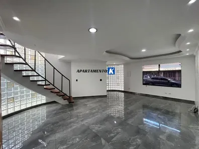 Sobrado com 4 Quartos para alugar, 246m² no Jardim Paraventi, Guarulhos