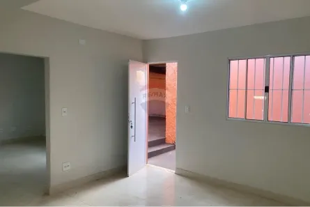 Casa com 2 Quartos para alugar, 108m² no Vila Castelar, Limeira