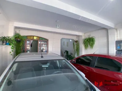 Casa com 5 Quartos à venda, 218m² no Metalúrgicos, Osasco