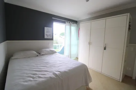Sobrado com 4 Quartos à venda, 292m² no São Lourenço, Curitiba